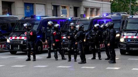 Los Mossos blindan la zona para evitar altercados
