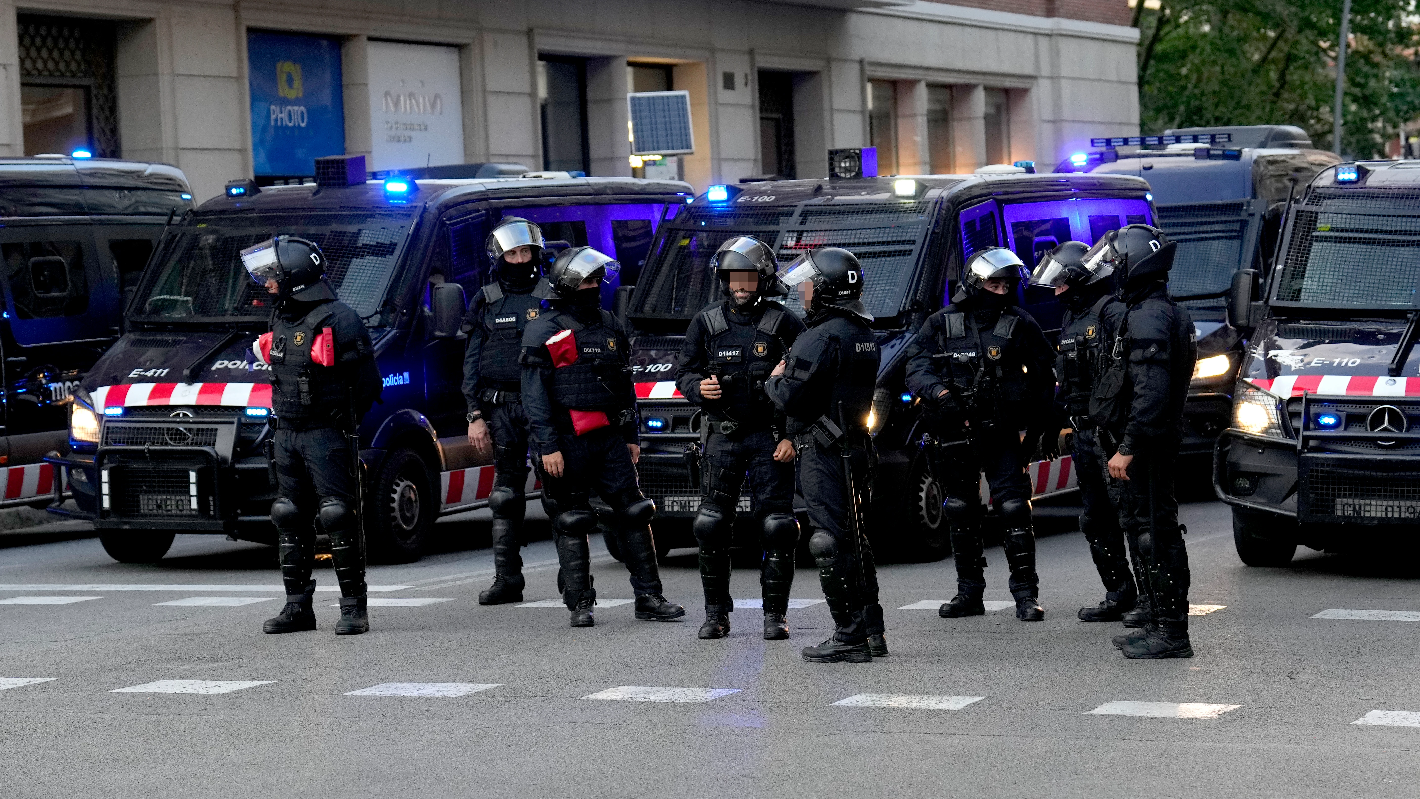 Los Mossos blindan la zona para evitar altercados
