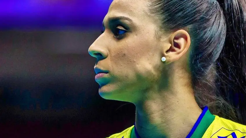 Paula Borgo en un partido de voleibol Paula Borgo en un partido de voleibol