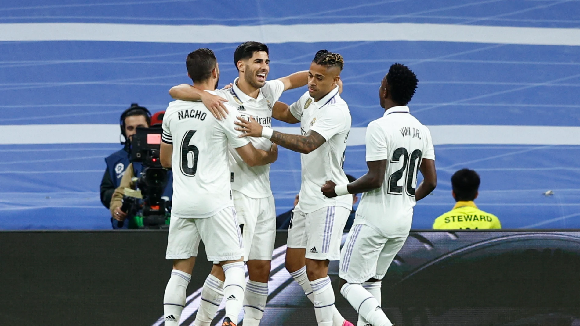 Asensio celebra su gol ante el Getafe junto a sus compañeros