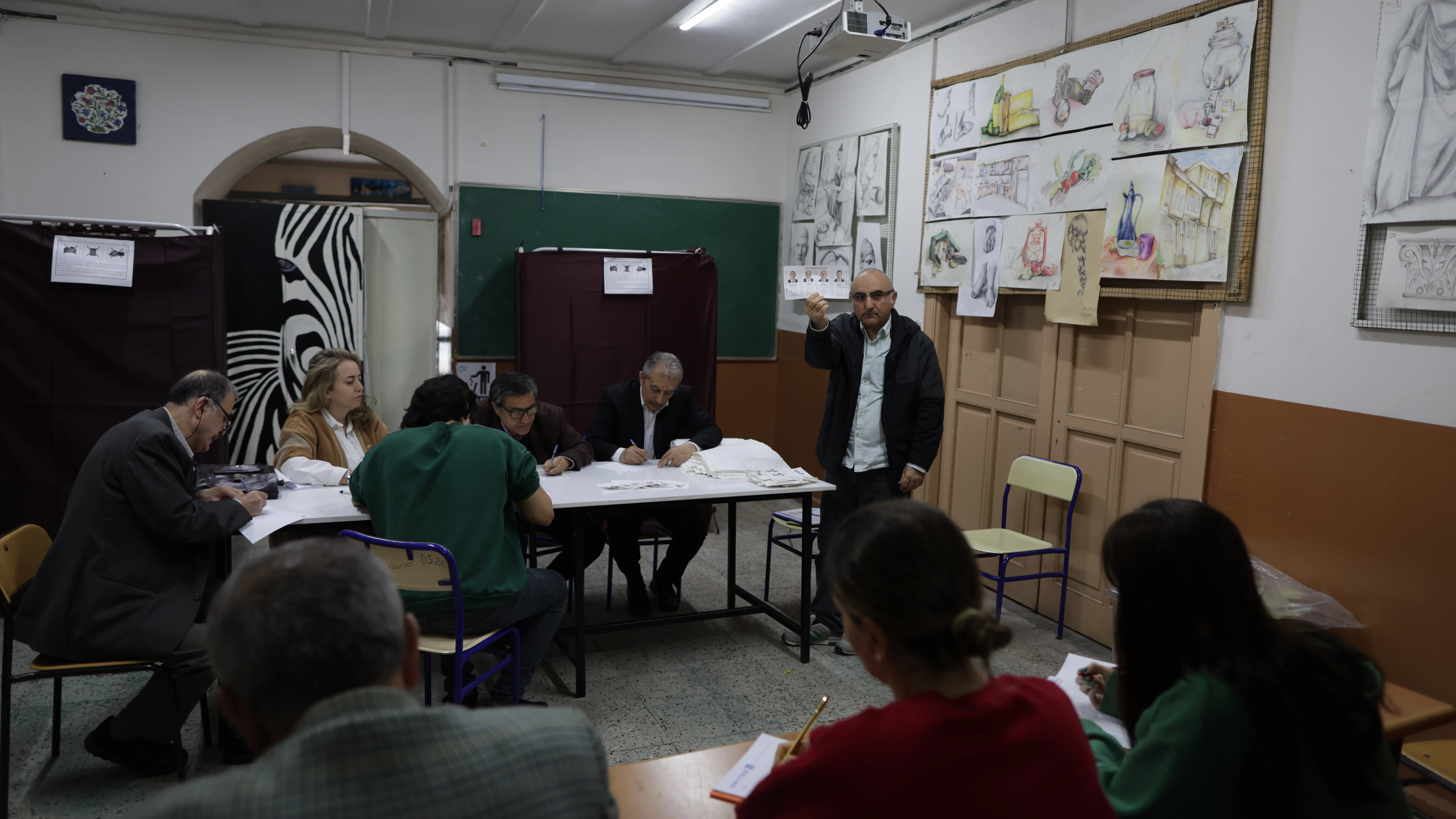 Imagen de un colegio electoral en Turquía Imagen de un colegio electoral en Turquía
