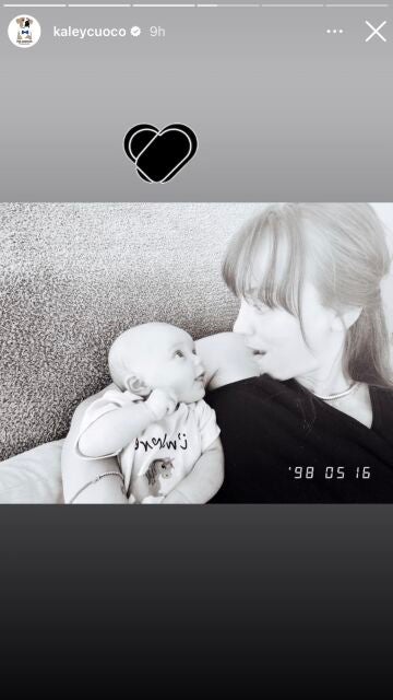 Kaley Cuoco con su hija Matilda
