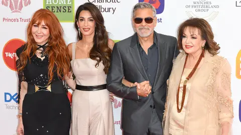 Posado George y Amal Clooney Posado George y Amal Clooney