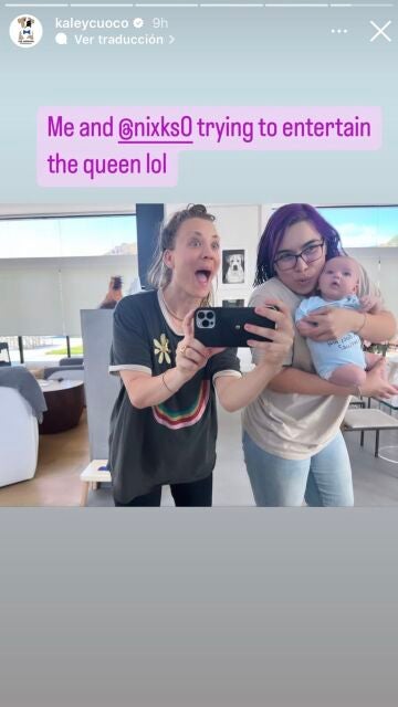 Kaley Cuoco junto a su hija Matilda y su amiga Nicole Vasquez