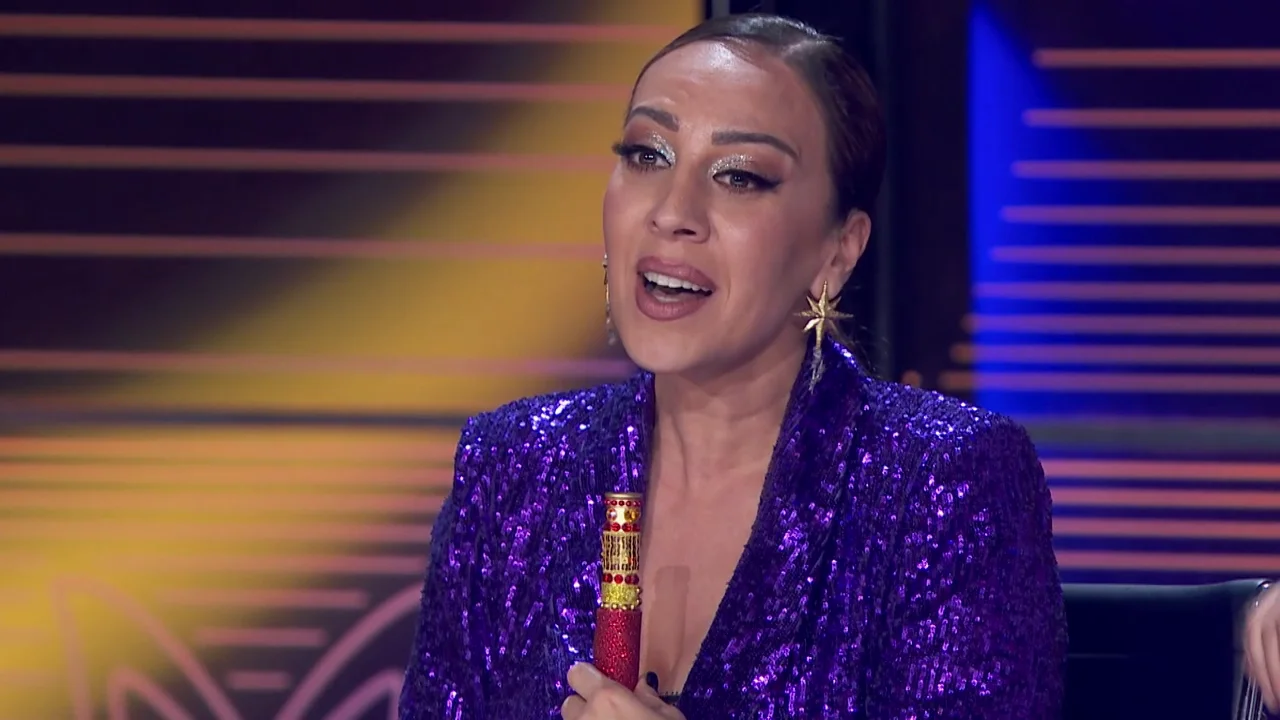 M&oacute;nica Naranjo hace alarde de su incre&iacute;ble talento cantando &lsquo;Sobrevivir&eacute;&rsquo; a capela en &lsquo;Mask Singer&rsquo;