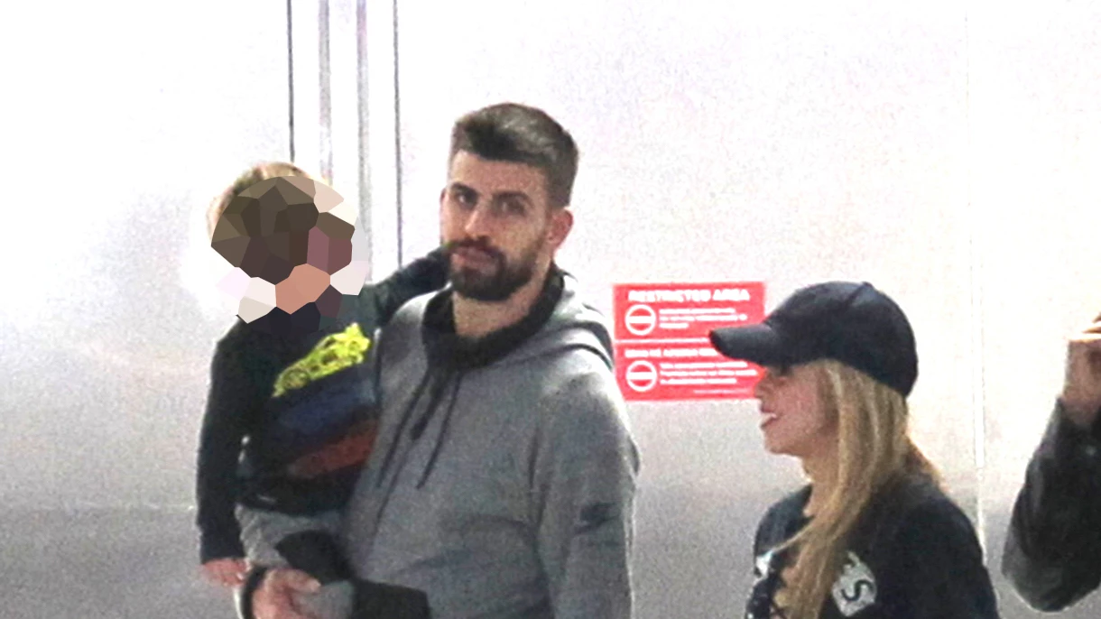 Shakira, Piqué y su hijo Shakira, Piqué y su hijo