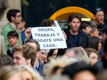 Podemos quiere ilegalizar a empresas de desokupación Podemos quiere ilegalizar a empresas de desokupación