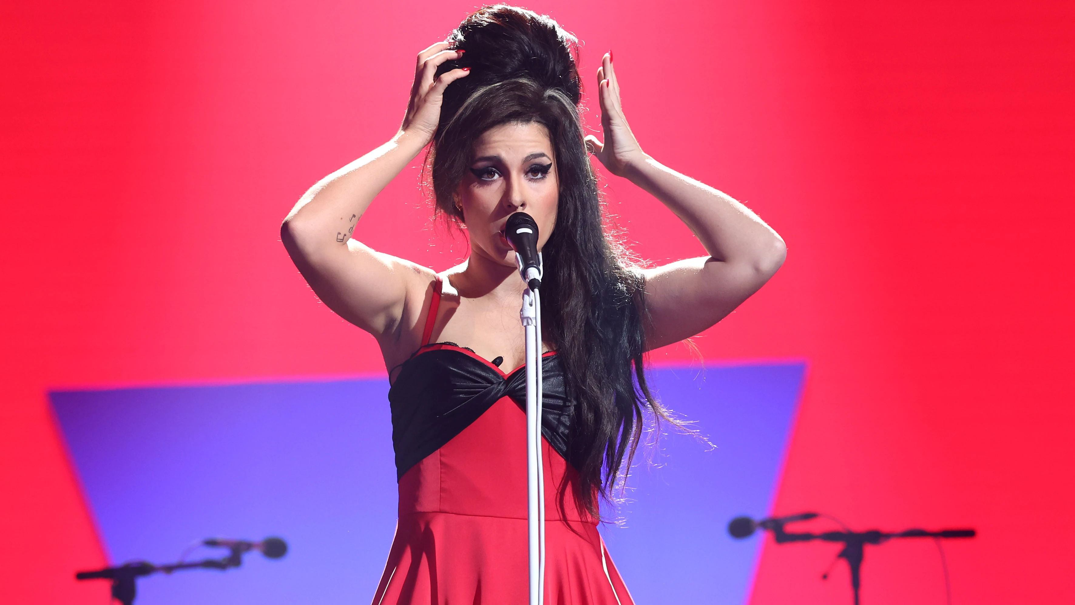 Bruno Mars, Amy Winehouse y Raffaella Carrà esperan en 'Tu cara me suena': "Lo de esta noche es muy fuerte" Bruno Mars, Amy Winehouse y Raffaella Carrà esperan en 'Tu cara me suena': "Lo de esta noche es muy fuerte"