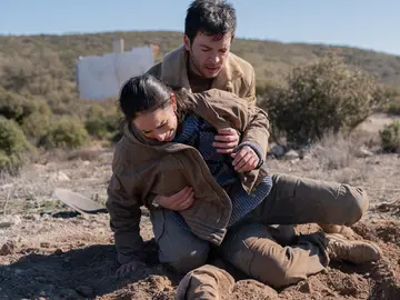 El desgarrador momento en el que Carballo encuentra el cadáver de su padre El desgarrador momento en el que Carballo encuentra el cadáver de su padre