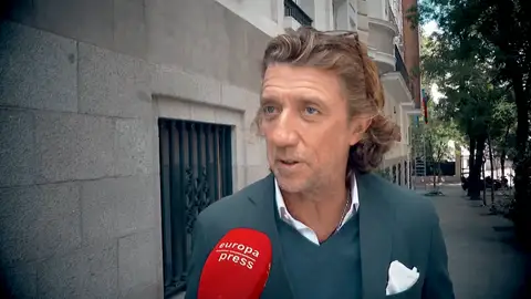 Colate lanza un nuevo dardo a Paulina Rubio por su visita a España: “Me sorprende que esté aquí" Colate lanza un nuevo dardo a Paulina Rubio por su visita a España: “Me sorprende que esté aquí"