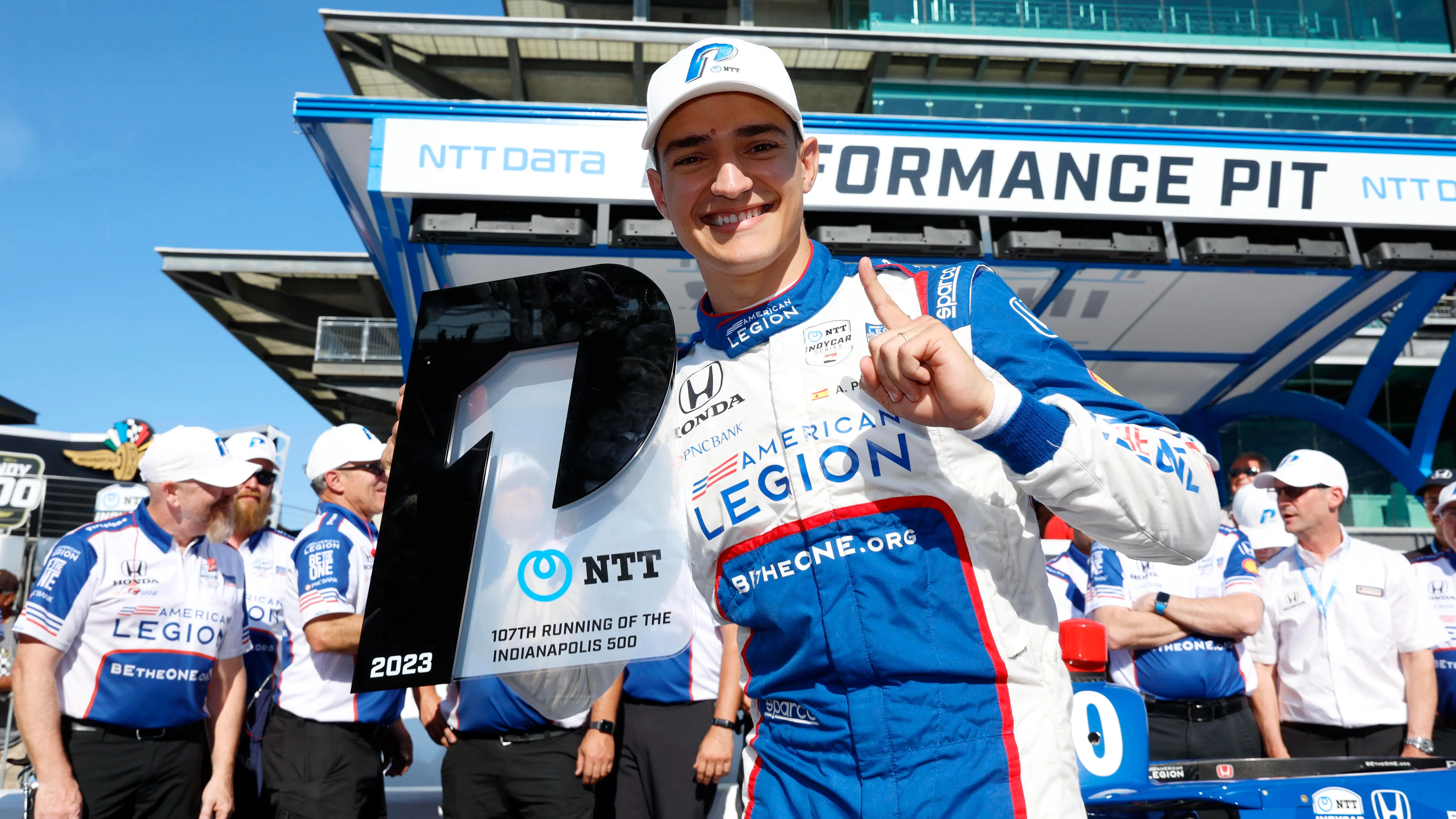 Álex Palou tras firmar la pole en las 500 Millas de Indianápolis Álex Palou tras firmar la pole en las 500 Millas de Indianápolis
