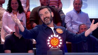 ¿Arturo Valls canta bien? Sorprende ‘a su manera’ como Frank Sinatra