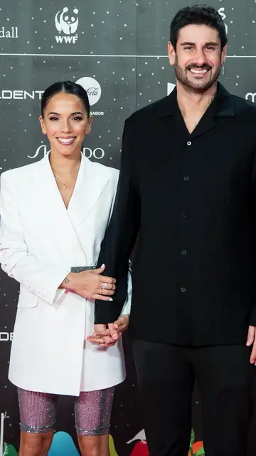 Melendi y Julia Nakamatsu Melendi y Julia Nakamatsu