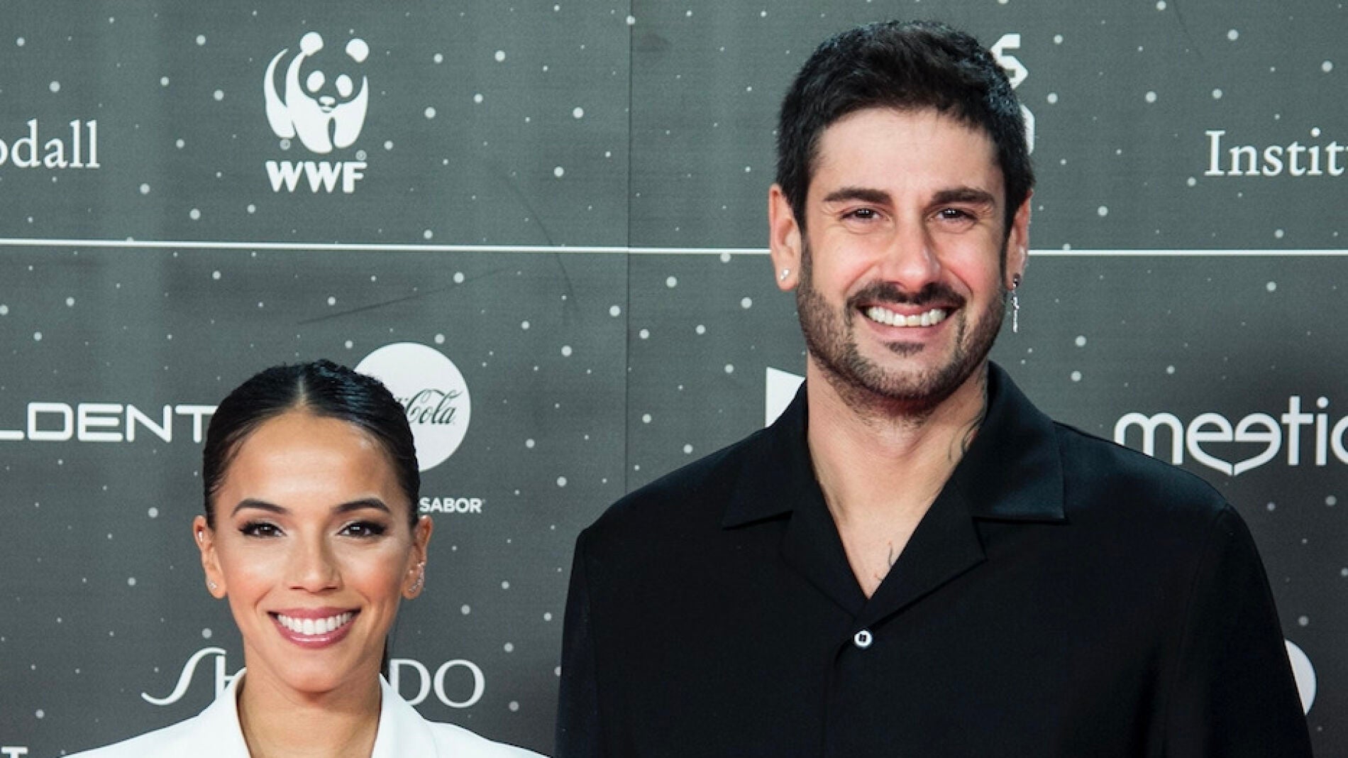 melendi-sorprende-al-anunciar-que-espera-su-quinto-hijo-su-tercera