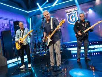 ¡Son los mejores! Los Hombres G cantan en directo 'Devuélveme a mi chica' ¡Son los mejores! Los Hombres G cantan en directo 'Devuélveme a mi chica'