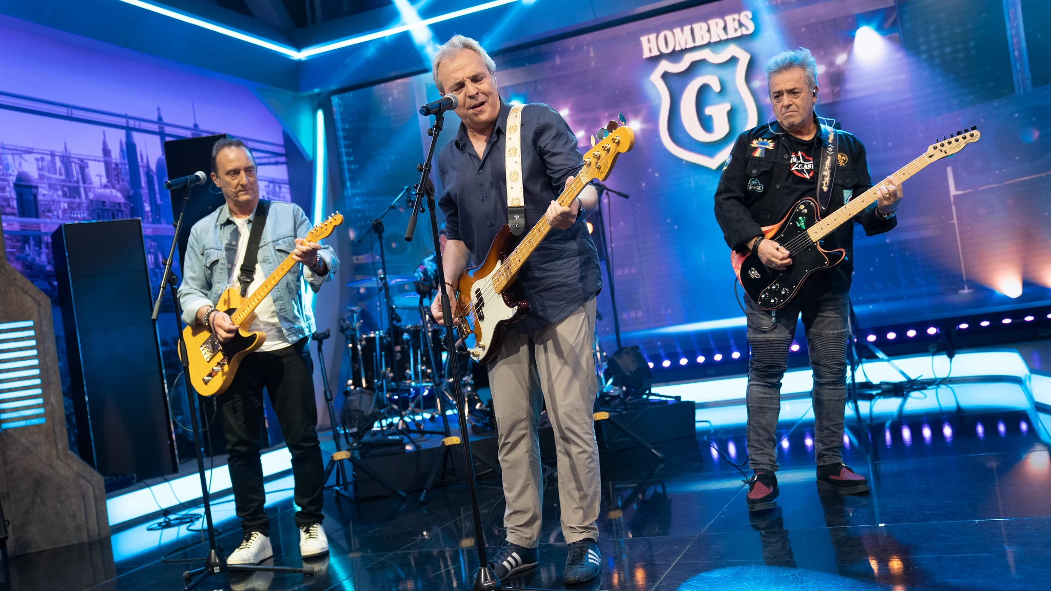 ¡Son los mejores! Los Hombres G cantan en directo 'Devuélveme a mi chica' ¡Son los mejores! Los Hombres G cantan en directo 'Devuélveme a mi chica'