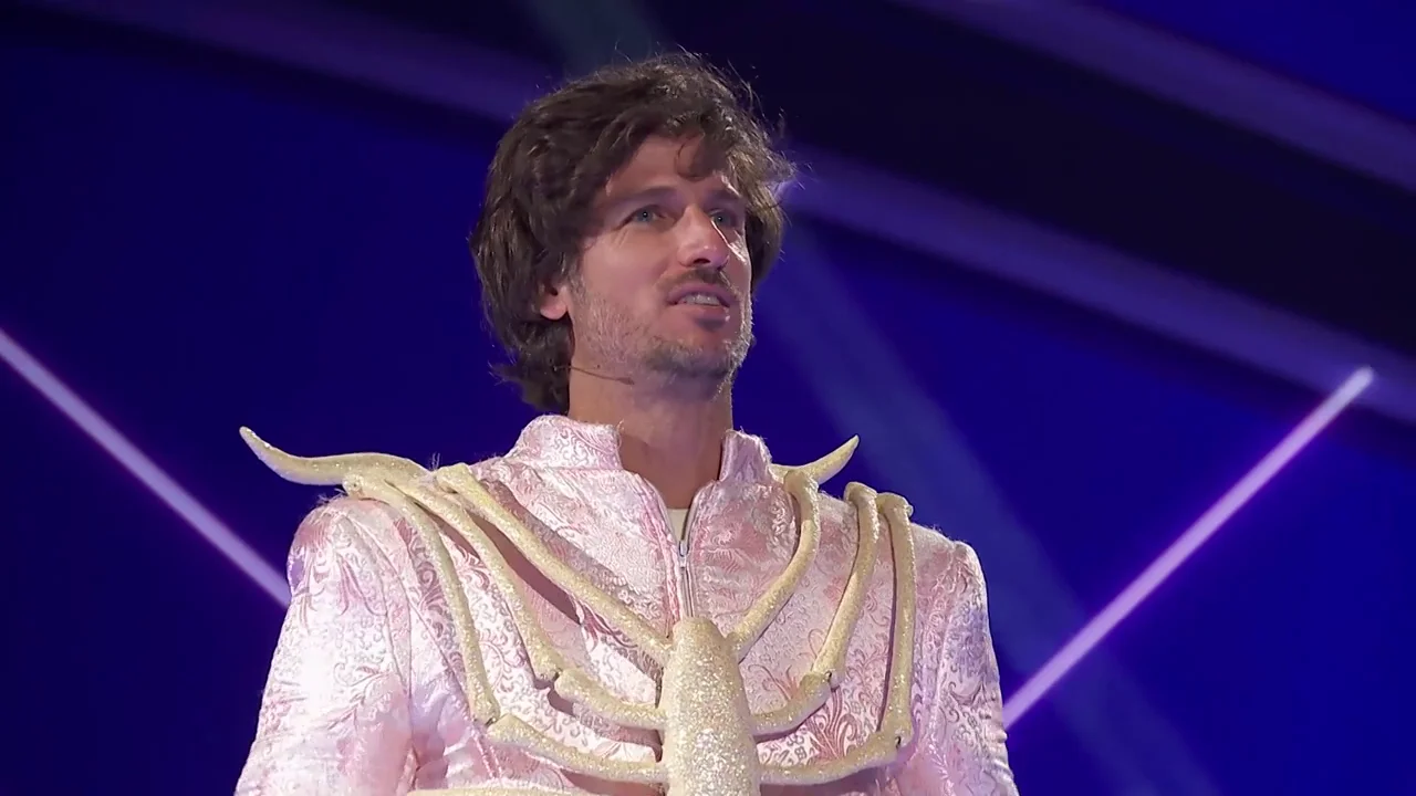 Feliciano L&oacute;pez estaba debajo del Esqueleto de 'Mask Singer': &iexcl;As&iacute; se ha deshecho de su m&aacute;scara!