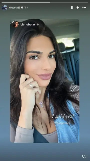 Jota Peleteiro y Miriam Ruiz anuncian su compromiso Jota Peleteiro y Miriam Ruiz anuncian su compromiso