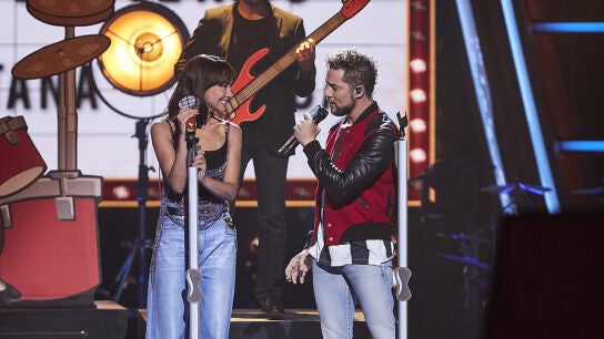 Aitana y David Bisbal protagonizan un comienzo muy especial al cantar ‘Si tú la quieres’