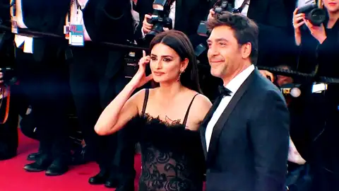 Javier Bardem habla de su historia de amor con Penélope Cruz: "No sé qué habría pasado de no hacer esa película" Javier Bardem habla de su historia de amor con Penélope Cruz: "No sé qué habría pasado de no hacer esa película"