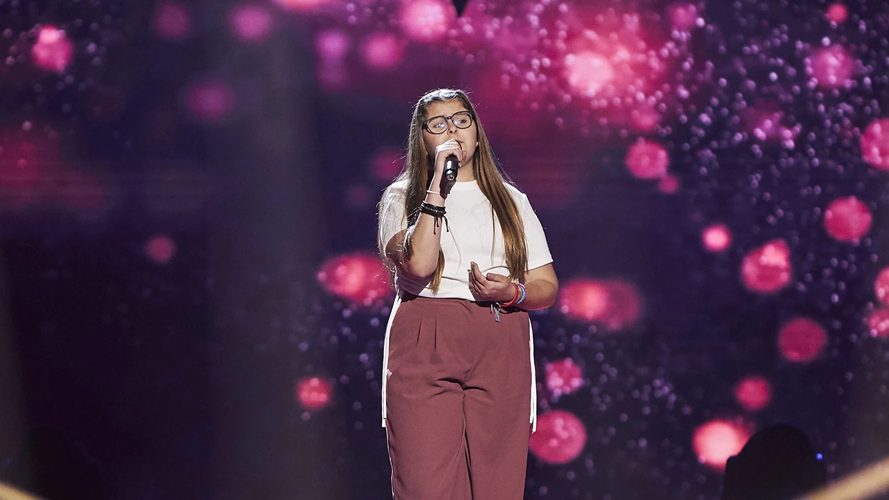 La debilidad de Sebastián Yatra con Aroa tras cantar ‘Cómo mirarte’ en las Audiciones a ciegas La debilidad de Sebastián Yatra con Aroa tras cantar ‘Cómo mirarte’ en las Audiciones a ciegas