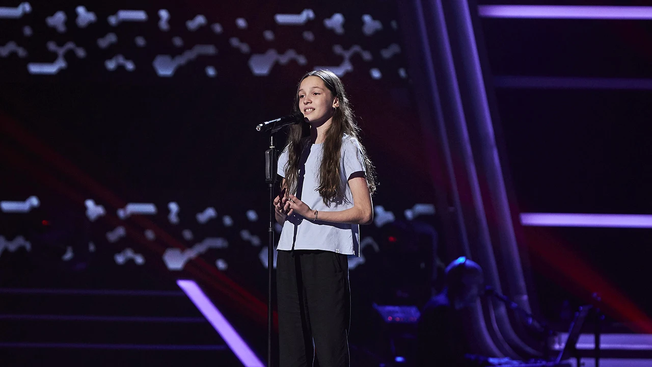 Martina sorprende cantando ‘Las rosa’ en catalán en las Audiciones a ciegas