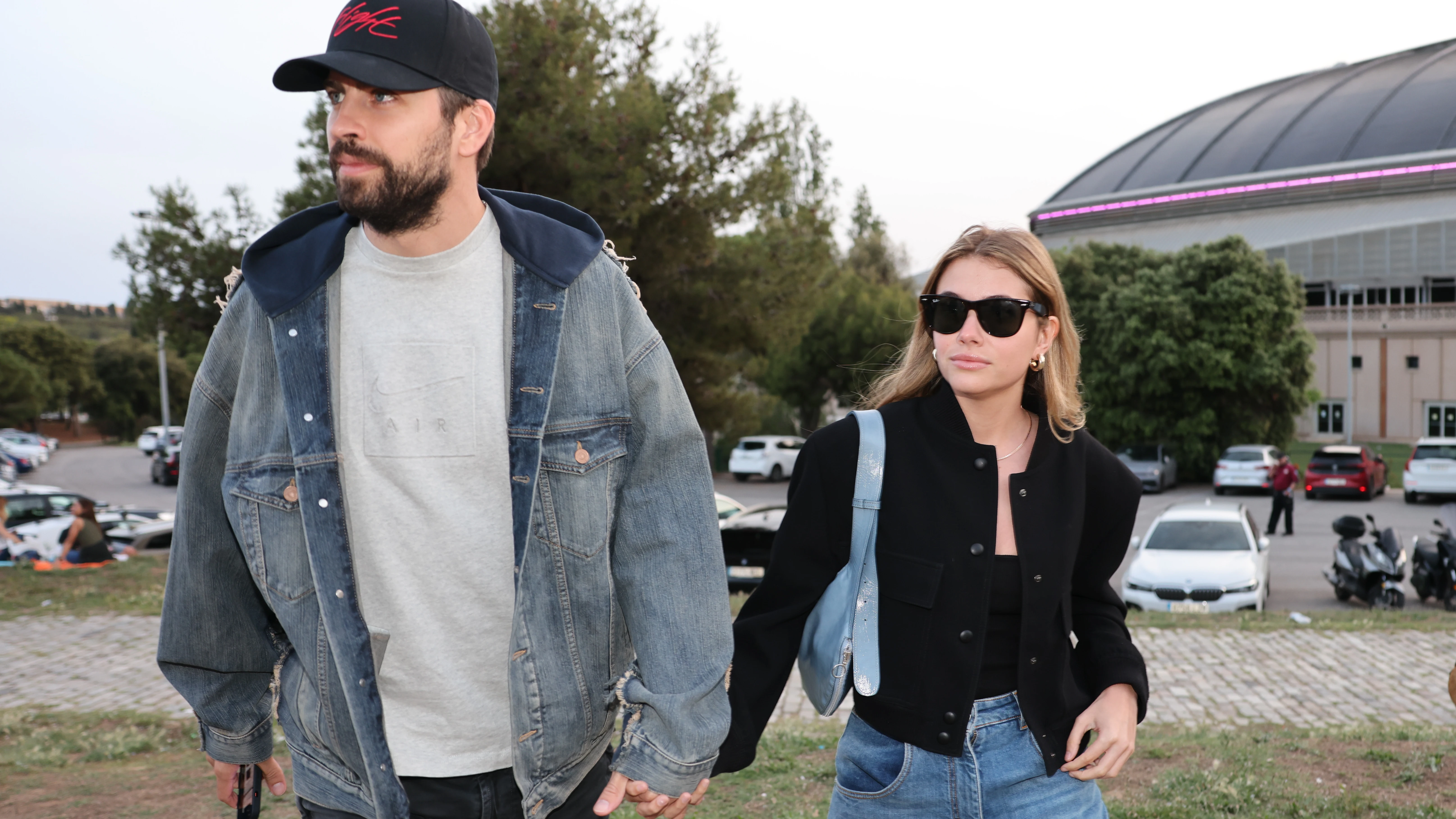 Piqu&eacute; y Clara Ch&iacute;a
