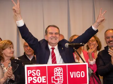 Abel Caballero, el alcalde de Vigo, comparece tras conocerse los resultados electorales Abel Caballero, el alcalde de Vigo, comparece tras conocerse los resultados electorales