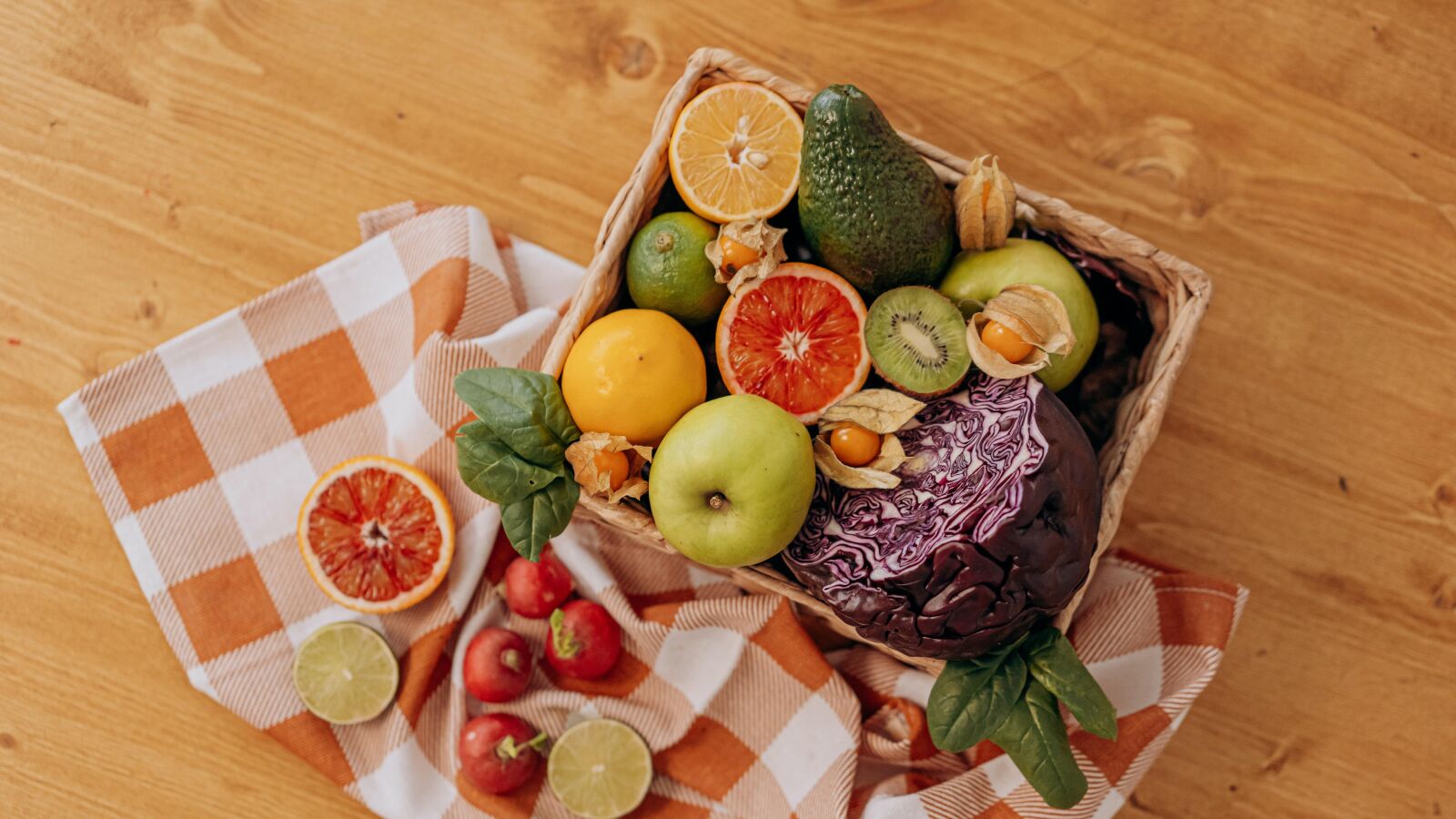 Alimentos con más pesticidas y cómo evitarlos 