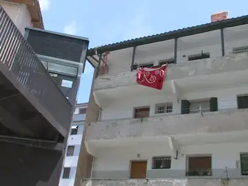 Piso de Eibar desde el que se arrojó el sofá Piso de Eibar desde el que se arrojó el sofá