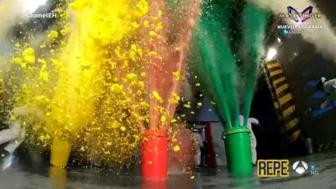 Chanel alucina con la ciencia explosiva de 'El Hormiguero': "¡Qué lindo!" Chanel alucina con la ciencia explosiva de 'El Hormiguero': "¡Qué lindo!"