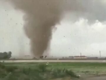  Oleada de tornados en el norte de China