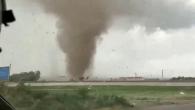  Oleada de tornados en el norte de China