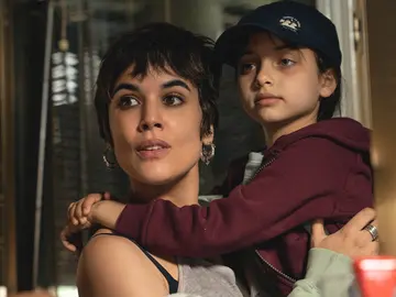 Adriana Ugarte abre su corazón en el rodaje de ‘Heridas’: “Conecto mucho con Manuela” Adriana Ugarte abre su corazón en el rodaje de ‘Heridas’: “Conecto mucho con Manuela”