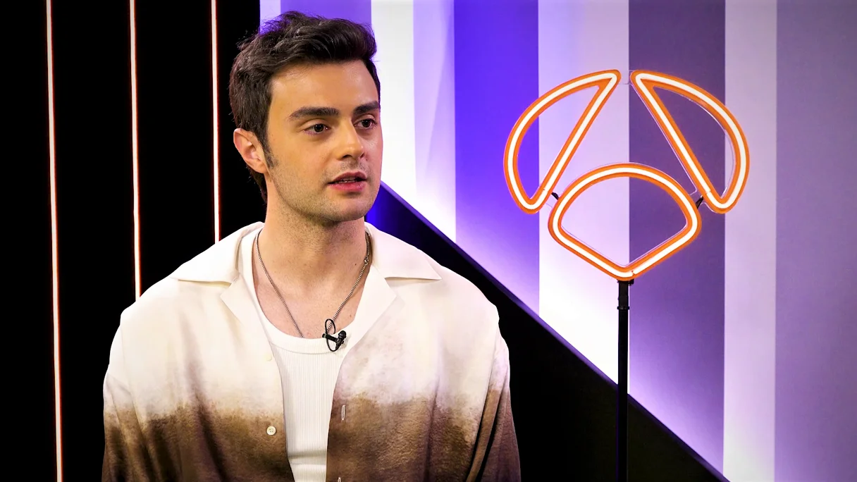 Yiğit Koçak nos cuenta cómo es su relación con Lizge Cömert, Süsen en 'Hermanos': "Somos muy buenos amigos” Yiğit Koçak nos cuenta cómo es su relación con Lizge Cömert, Süsen en 'Hermanos': "Somos muy buenos amigos”