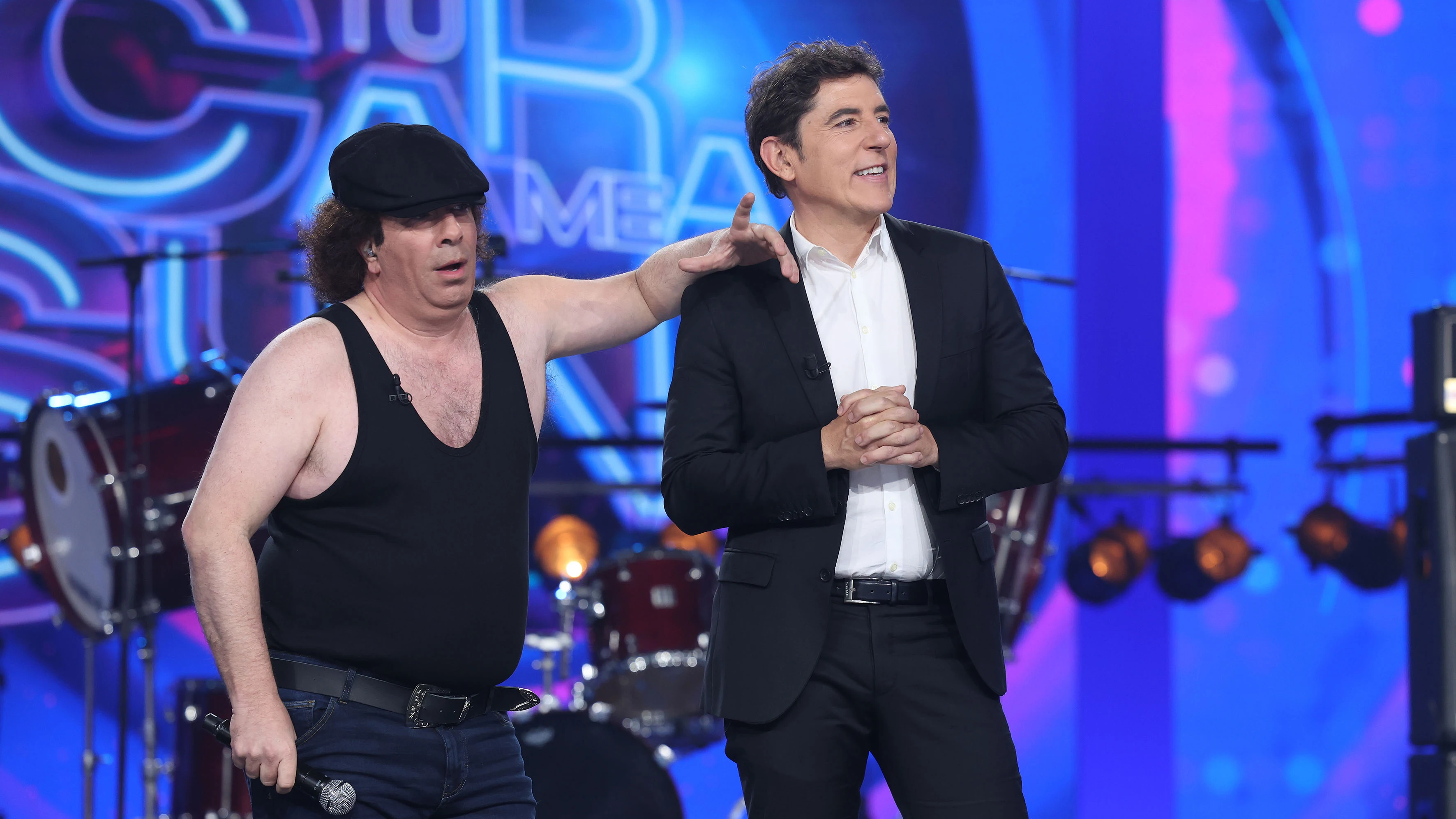 El inesperado zasca de Chenoa a Agustín Jiménez: “Para la edad que tiene está muy bien” El inesperado zasca de Chenoa a Agustín Jiménez: “Para la edad que tiene está muy bien”