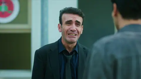 Pars, roto de dolor tras descubrir que su hermana ha sido asesinada: “No puede ser Neva” Pars, roto de dolor tras descubrir que su hermana ha sido asesinada: “No puede ser Neva”