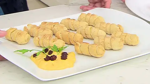 Arguiñano, sobre los tequeños rellenos de queso y salsa de chistorra: "A tu madre le va a encantar esta receta" Arguiñano, sobre los tequeños rellenos de queso y salsa de chistorra: "A tu madre le va a encantar esta receta"