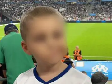 El pequeño Kenzo en el estadio El pequeño Kenzo en el estadio
