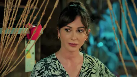 Gönül, dispuesta a todo para detener a Sengül: "Si tú estás loca, yo estoy más loca que tú" Gönül, dispuesta a todo para detener a Sengül: "Si tú estás loca, yo estoy más loca que tú"