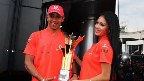 Lewis Hamilton y Nicole Scherzinger Lewis Hamilton y Nicole Scherzinger