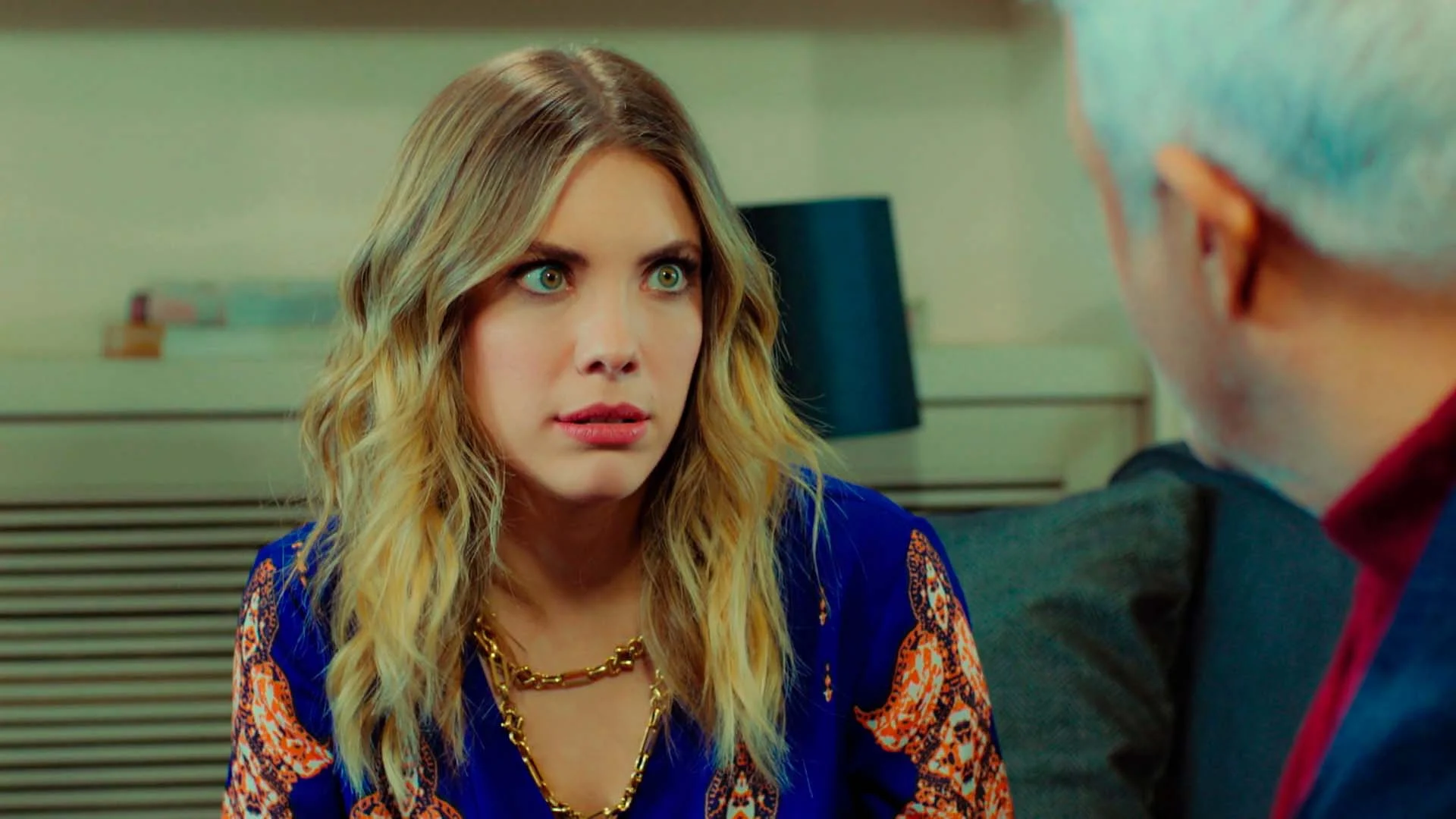 Yildiz vuelve a mentir para no meterse en líos: “Lila se está fijando en Kemal” Yildiz vuelve a mentir para no meterse en líos: “Lila se está fijando en Kemal”