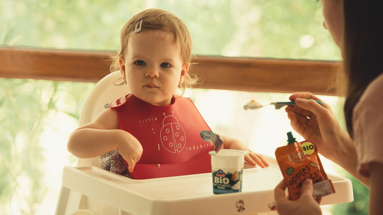 ¿A qué edad es recomendable empezar a ofrecer yogures a los bebés?