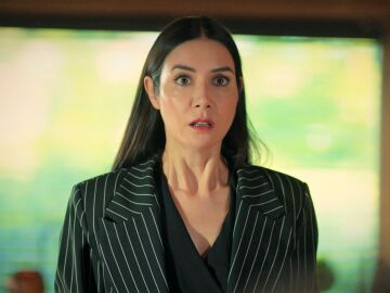 &iquest;Pillada con las manos en la masa?: Akif descubre a Suzan en su despacho y con... &iexcl;la caja fuerte abierta! 