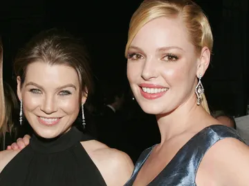 Ellen Pompeo y Katherine Heigl Ellen Pompeo y Katherine Heigl