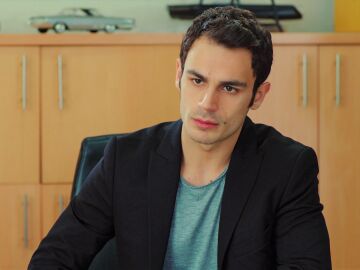 Alihan intenta que Dündar se replantee su próxima boda: “Zeynep no te corresponde”
