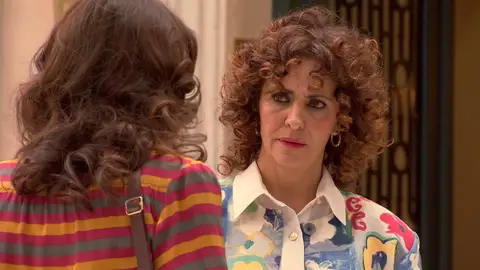 Paola advierte a Nieves sobre Vicente: “No es quien dice ser” Paola advierte a Nieves sobre Vicente: “No es quien dice ser”