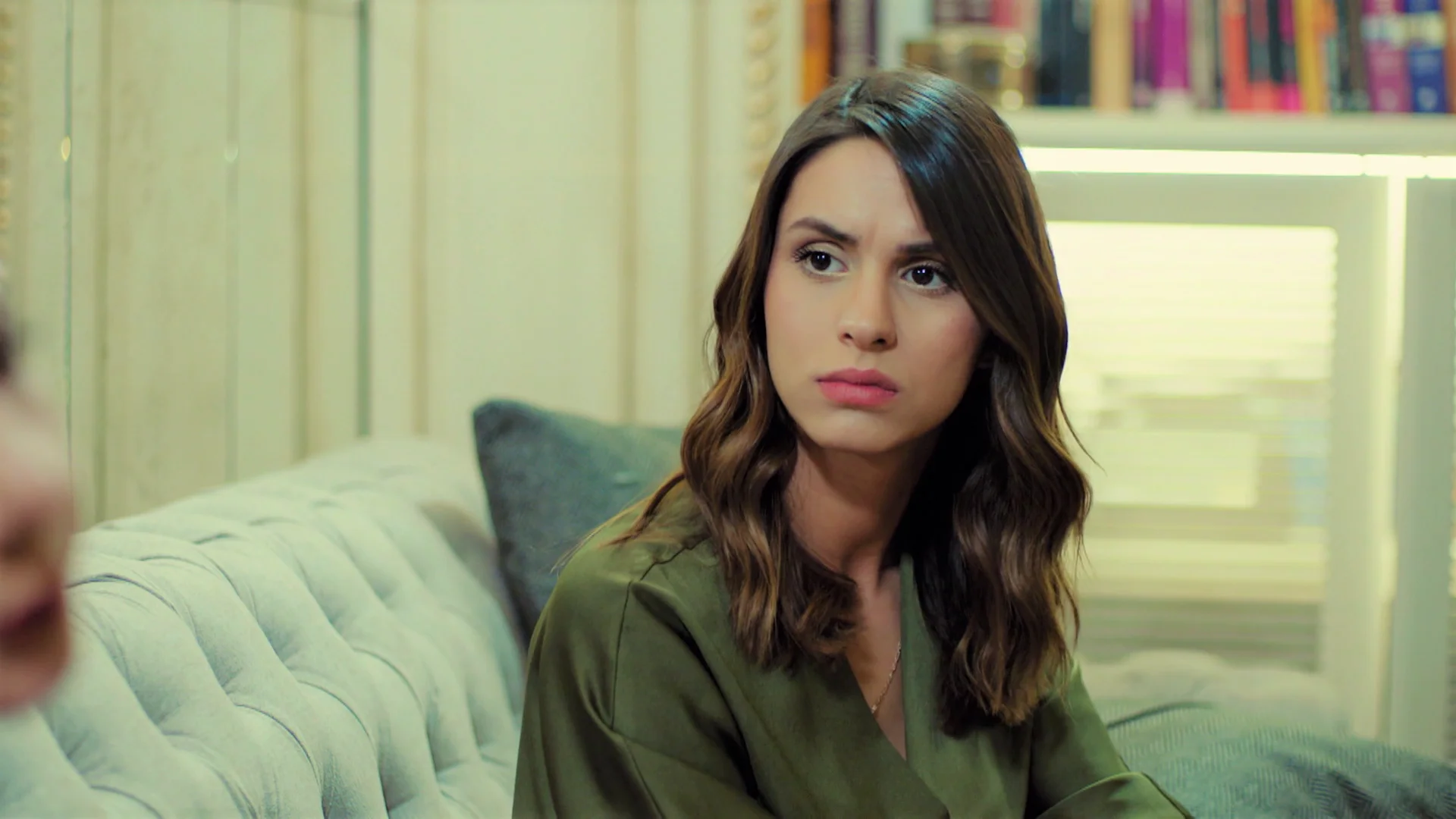Halit sigue los consejos de Yildiz y envía una temporada a Lila a casa de su madre Halit sigue los consejos de Yildiz y envía una temporada a Lila a casa de su madre