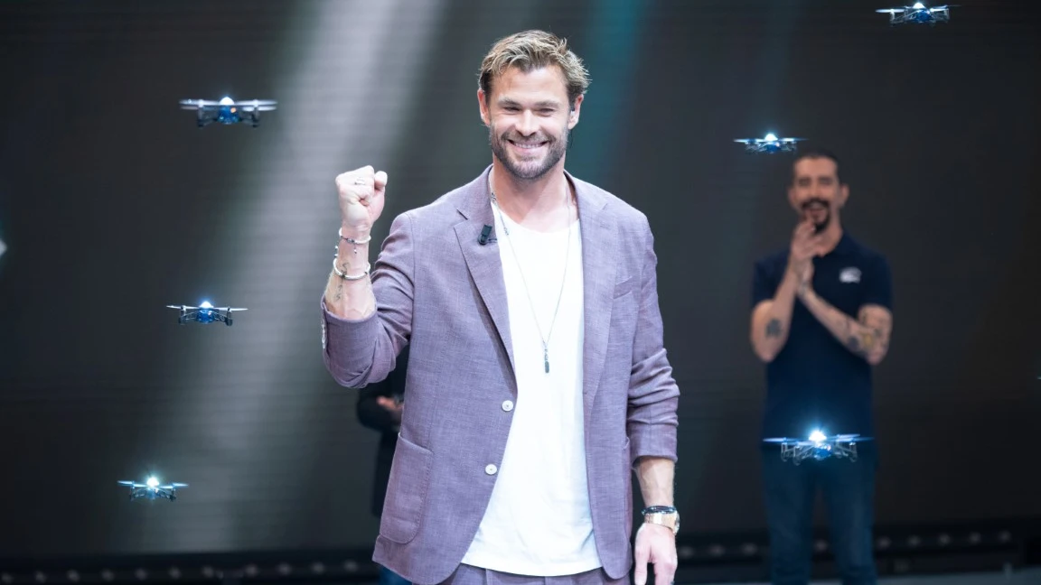 Chris Hemsworth pasa de Thor a 'el señor de los drones': ¡así será el futuro! Chris Hemsworth pasa de Thor a 'el señor de los drones': ¡así será el futuro!