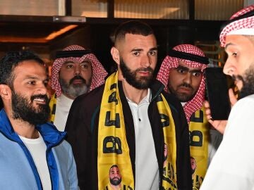 Karim Benzema a su llegada a Yeda
